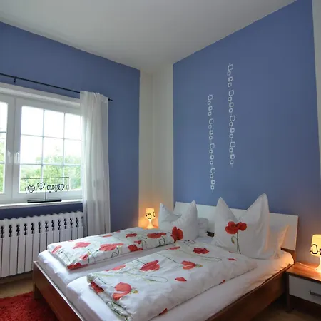 アパート Charming Forest Escape For Two, Cleaning Included Langewiesen
