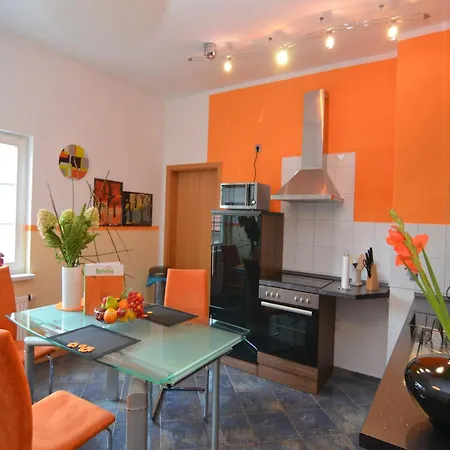 Charming Forest Escape For Two, Cleaning Included Langewiesen